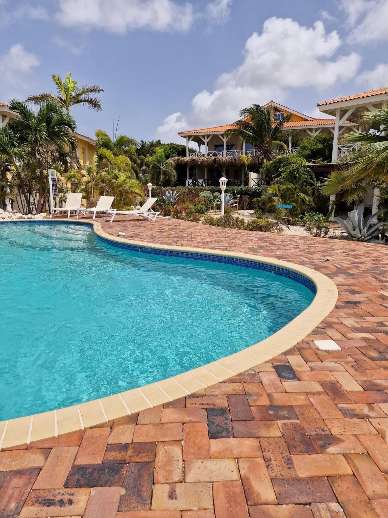 Luxury Appt For 6: Mesmerizing Spanish Water View Jan Thiel Exterior foto